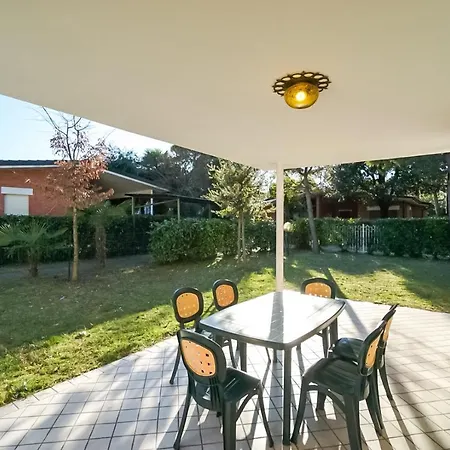 Christina Tatil Evi *